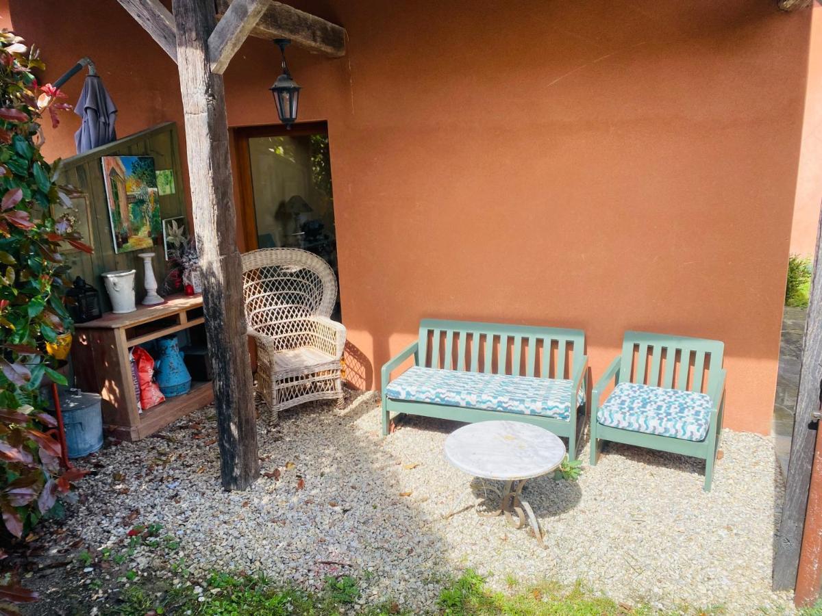 Gite Elevage De La Terrasserie Escoutoux Eksteriør bilde