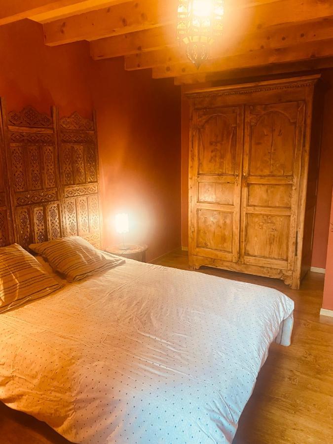 Gite Elevage De La Terrasserie Escoutoux Eksteriør bilde